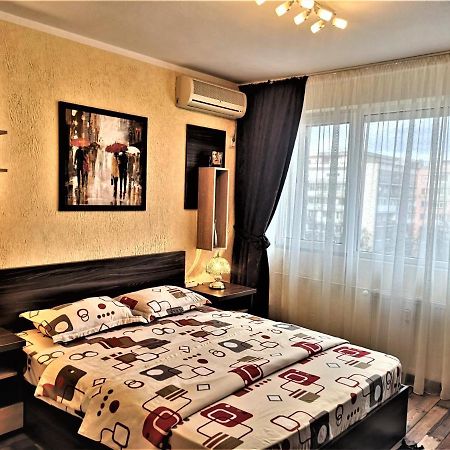 Apartament Anca บูคาเรสต์ ภายนอก รูปภาพ