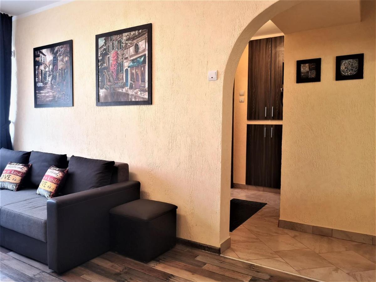 Apartament Anca บูคาเรสต์ ภายนอก รูปภาพ